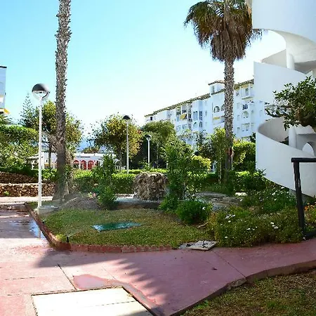 Complejo Laguna Beach 2*