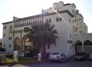Hotel Complejo Laguna Beach 2*