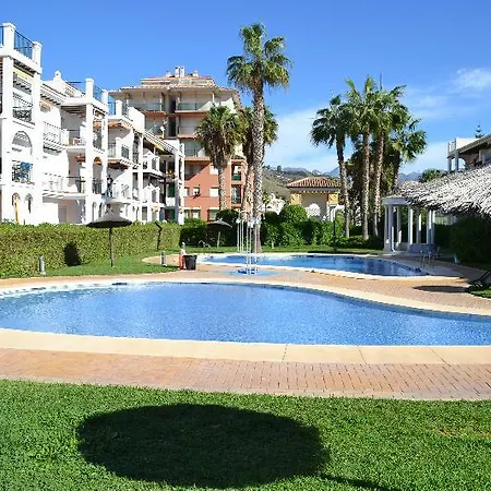 Complejo Laguna Beach Hotel 2*